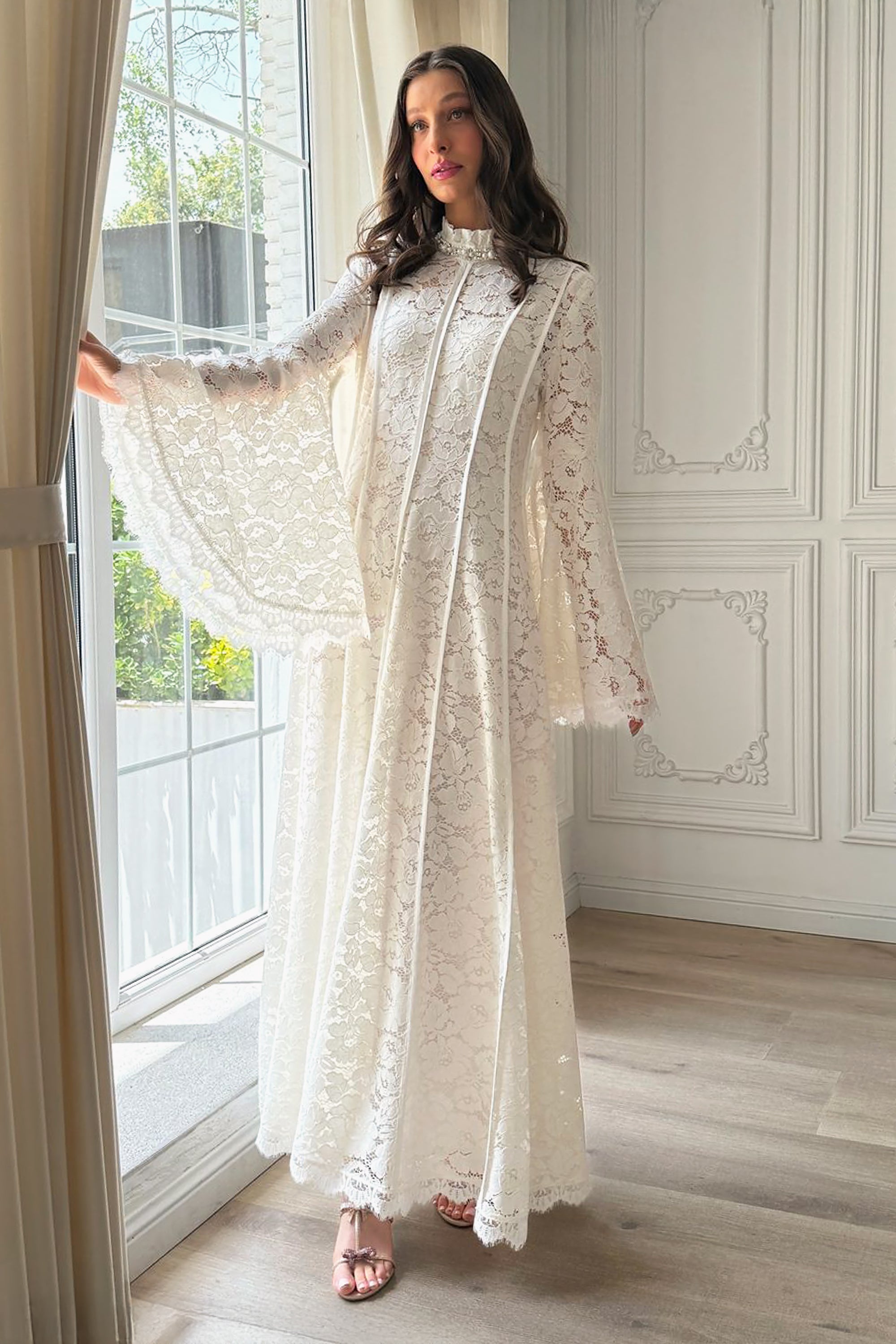 فستان ألبا أبيض من F.Lounge