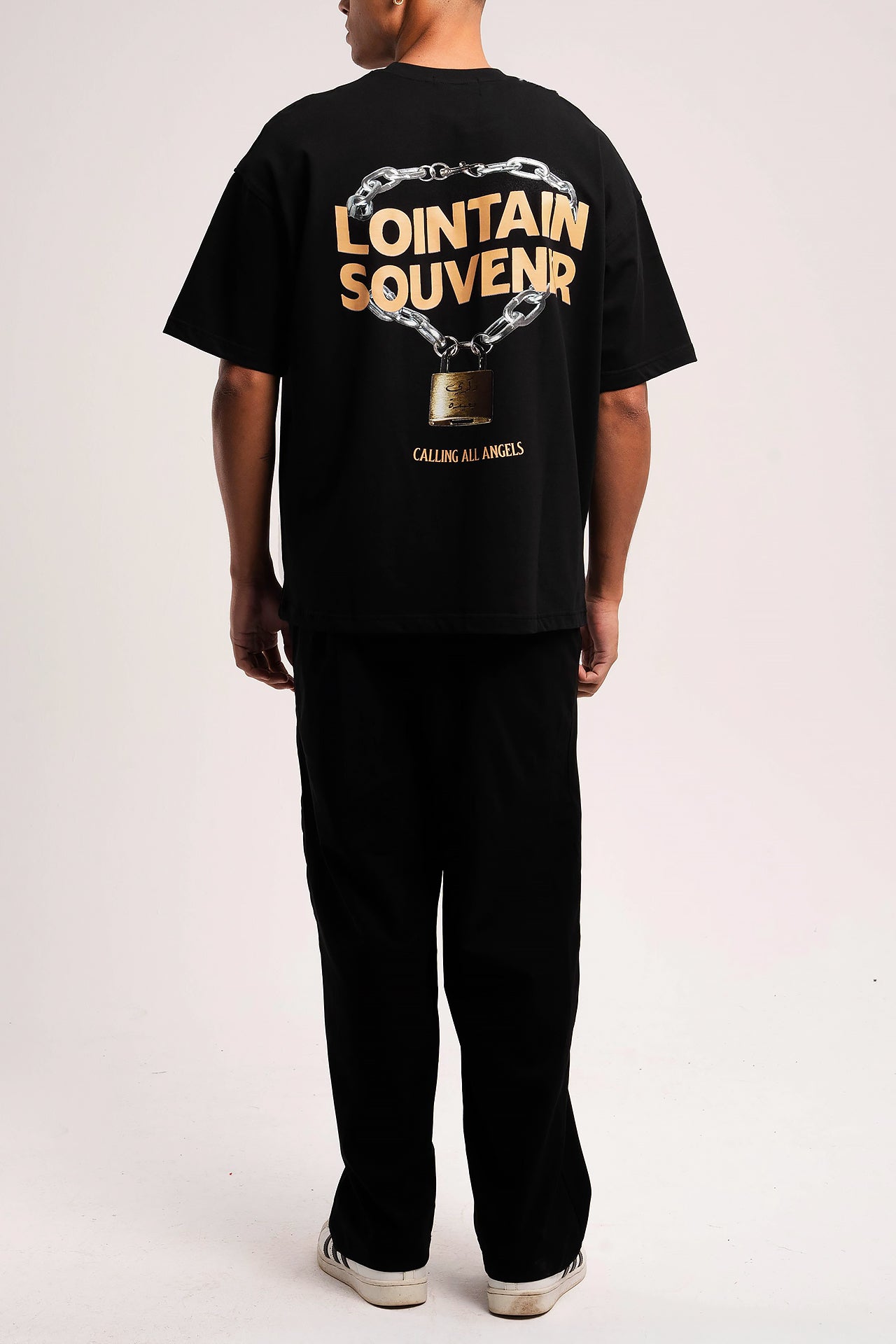 Black Cotton Lointain Souvenir T-shirt by Calling All Angels