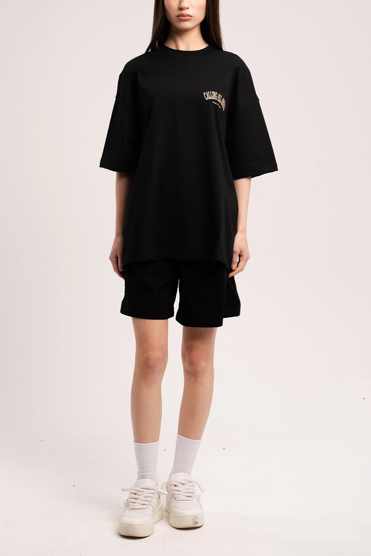 Black Cotton Lointain Souvenir T-shirt by Calling All Angels