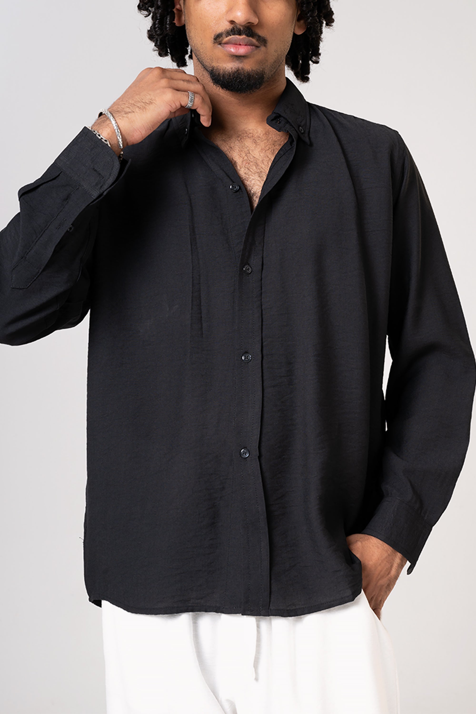 Black Linen Shirt by Seemly