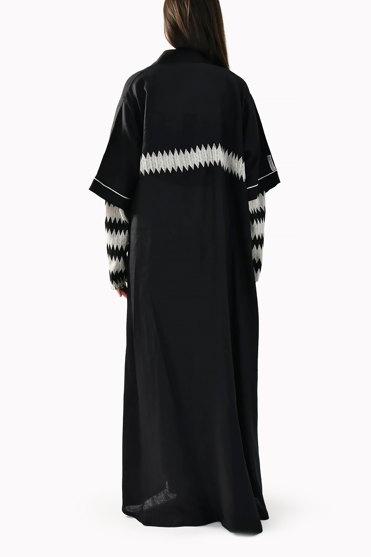 Zig-Zag Linen Black Abaya by May Thahab