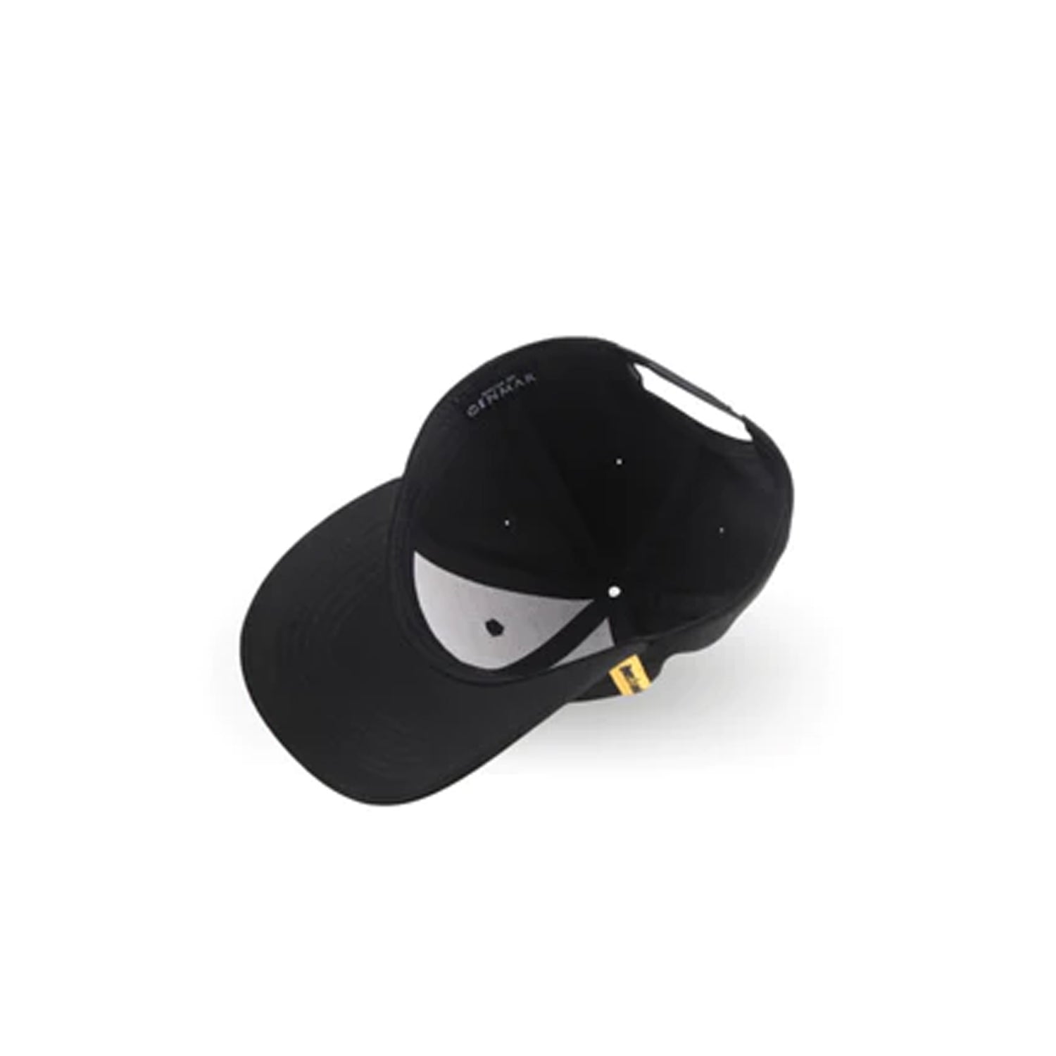 قبعة بيسبول سوداء وولف صفراء من هاوس أوف سينمار