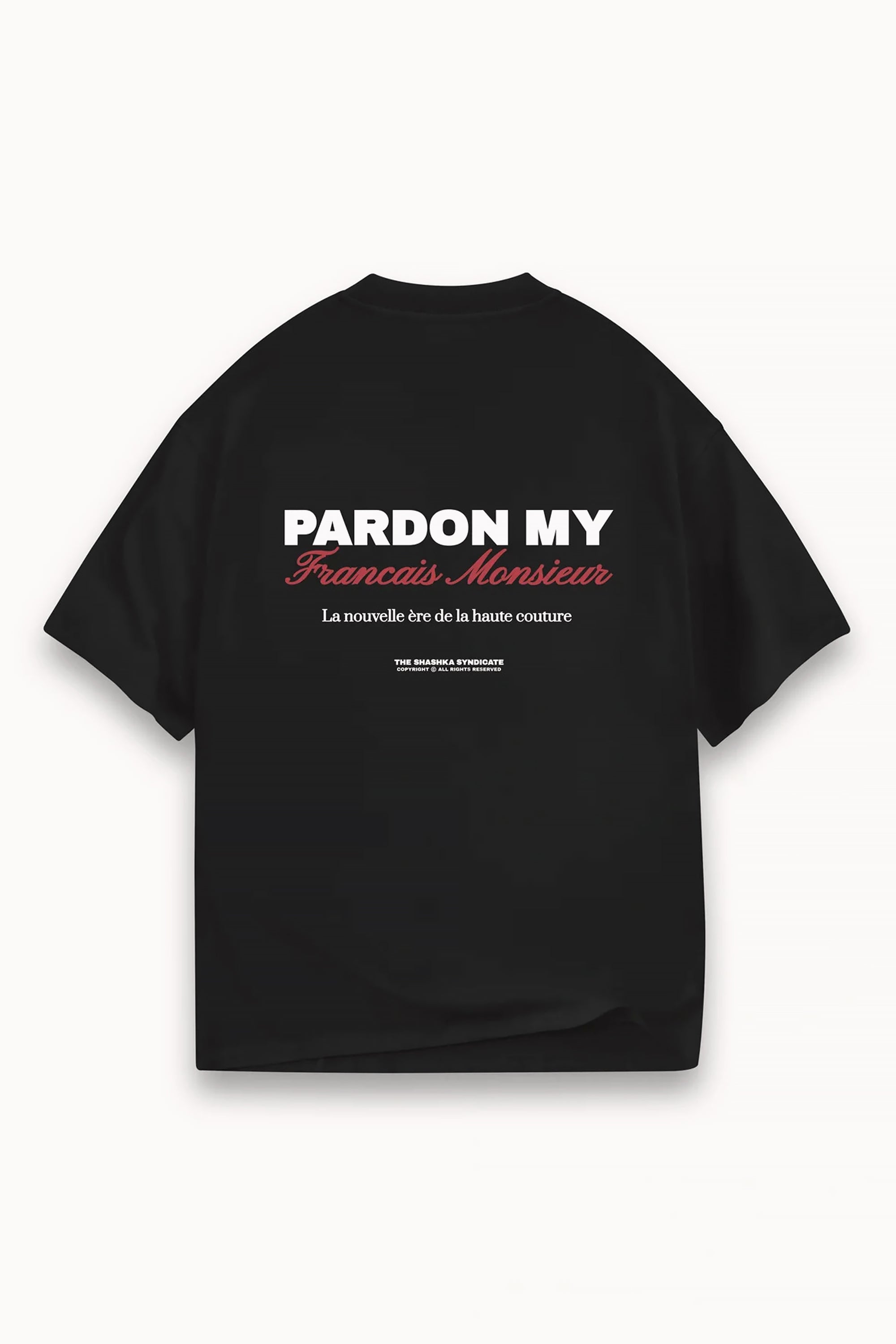 تي شيرت أسود مطبوع عليه عبارة "Pardon" من تصميم The Shashka Syndicate