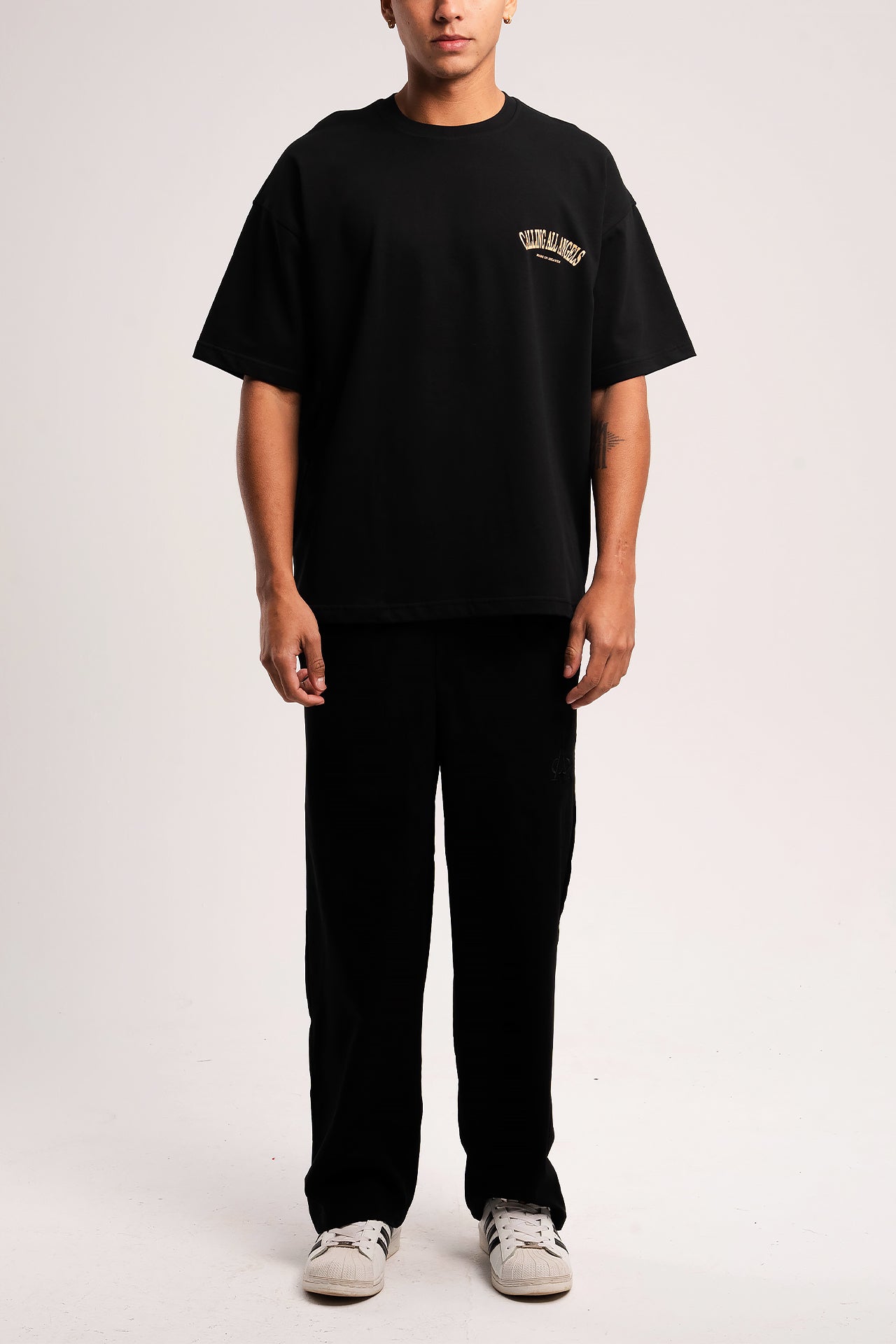 Black Cotton Lointain Souvenir T-shirt by Calling All Angels