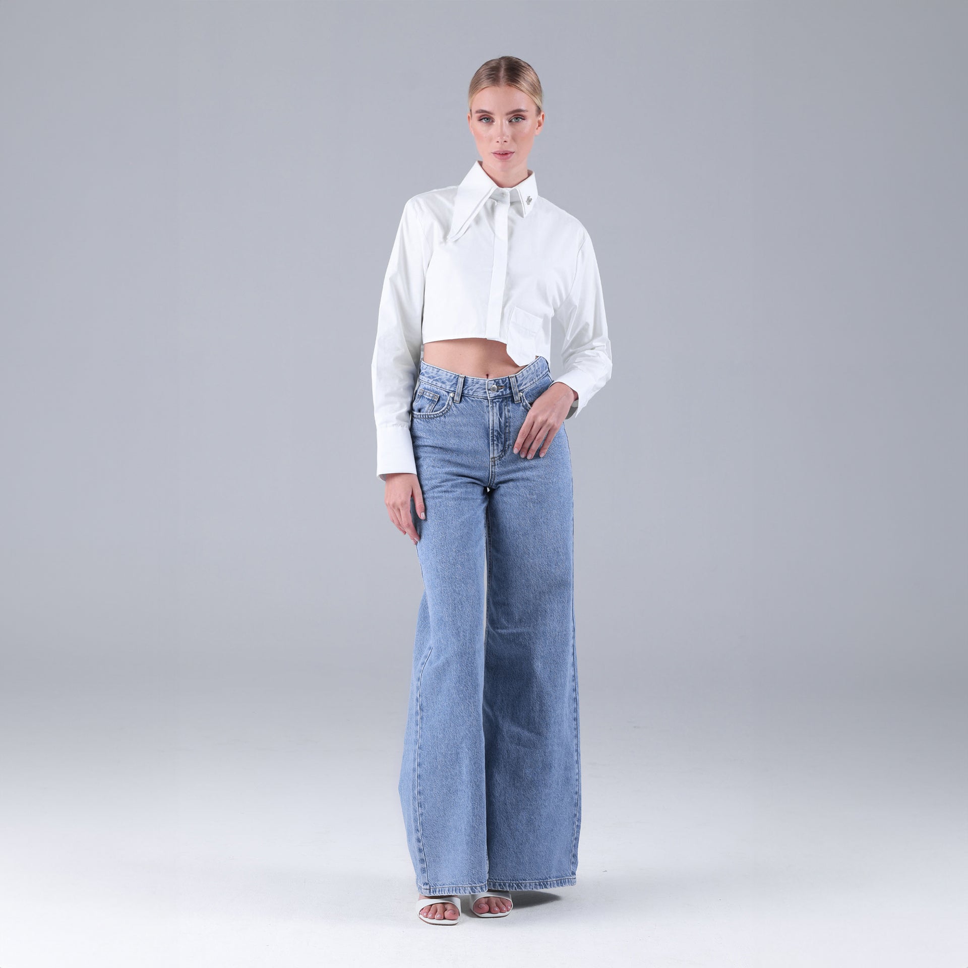 White Oversized Cropped Shirt By I am the Company