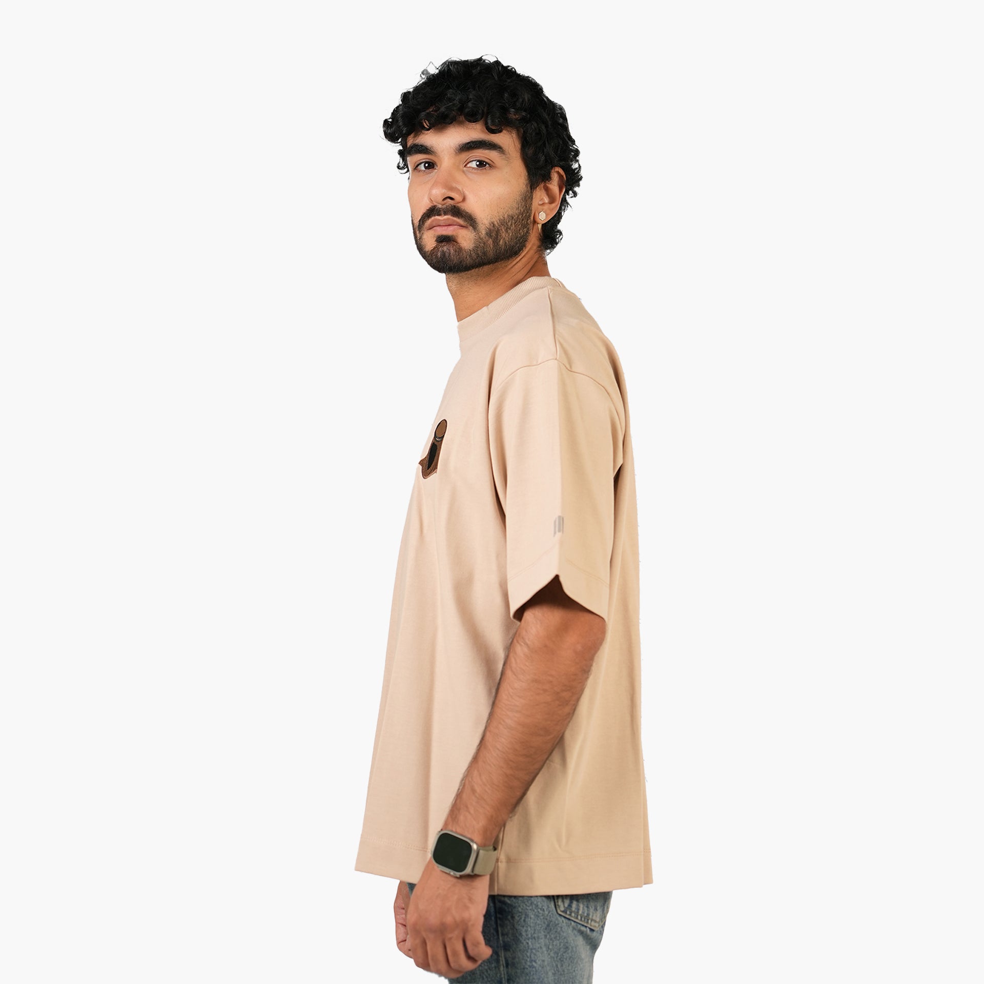 Unisex Beige Oriental Ghutra Oversized T-shirt - WiLLSPER