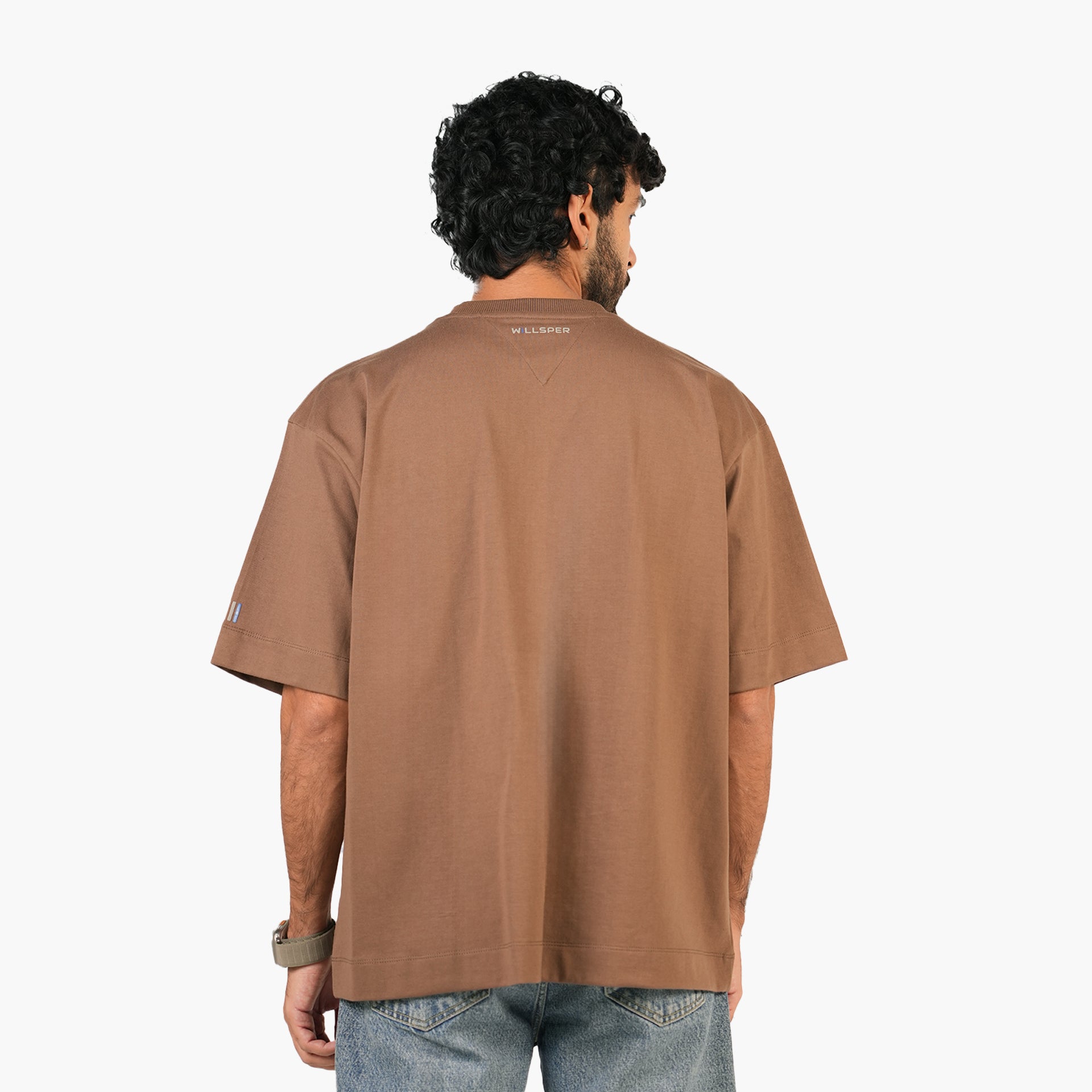 Unisex Brown Oriental Ghutra Oversized T-shirt - WiLLSPER