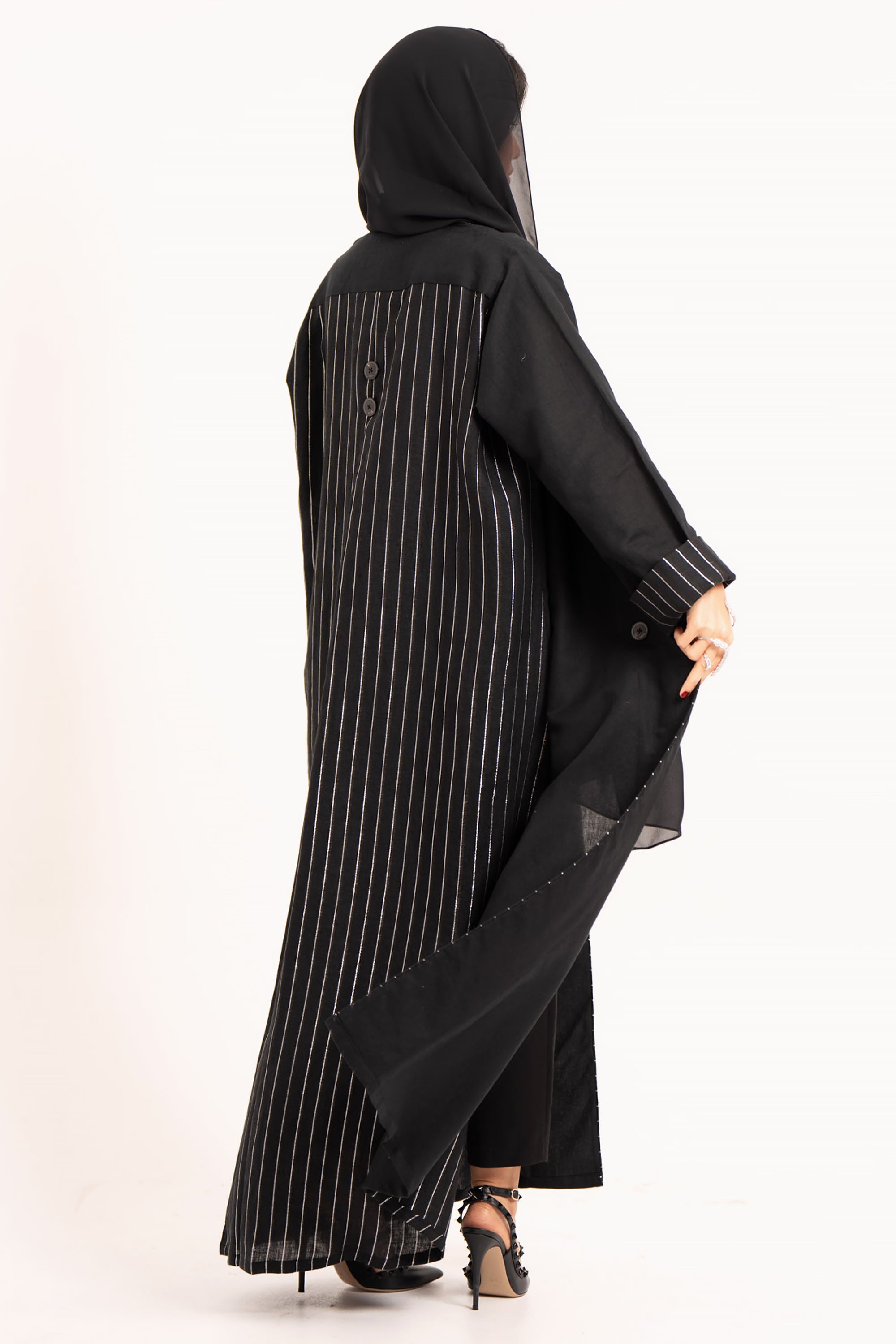 Black Striped Linen Abaya by Taa Marbotah
