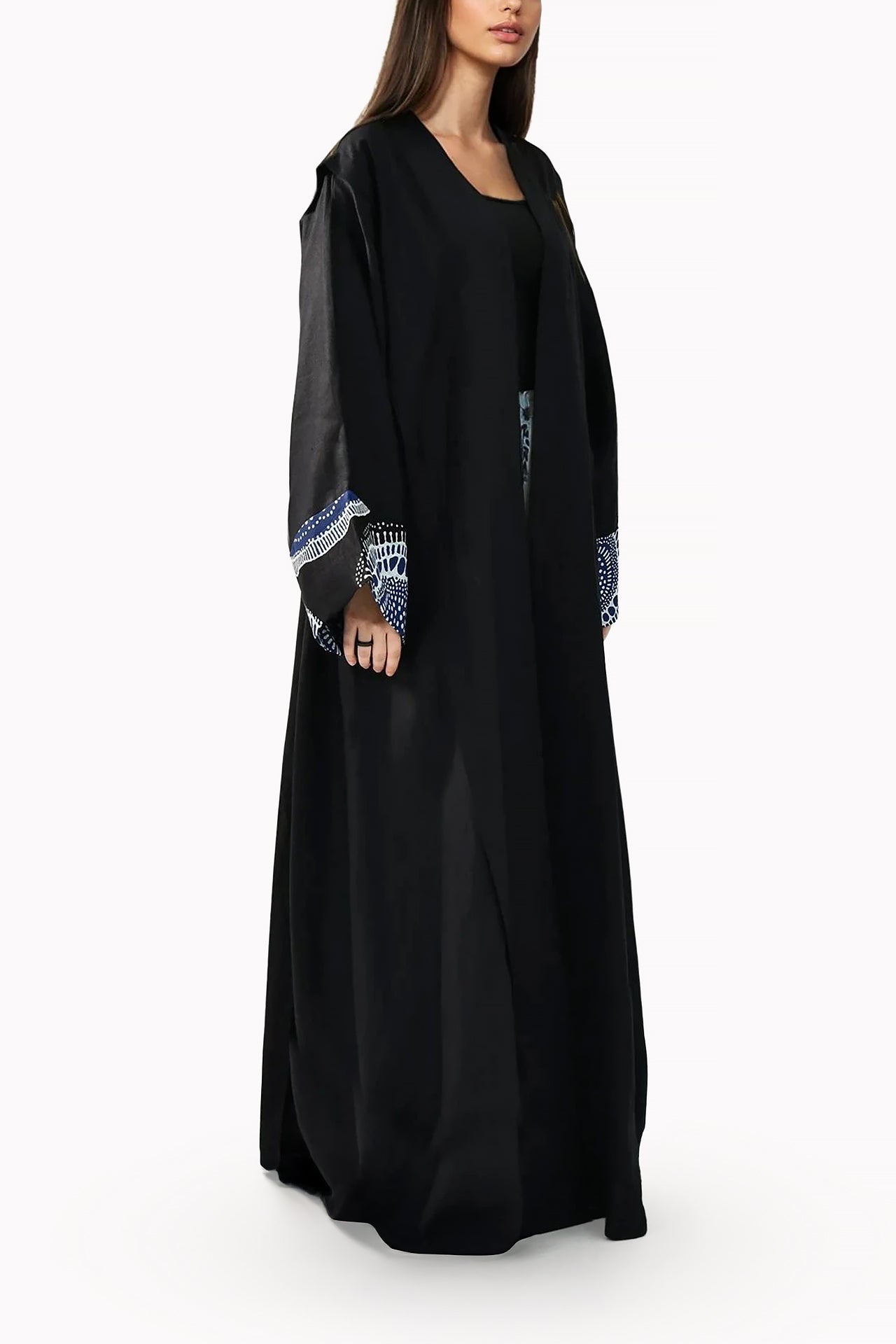 Pattern Linen Black Abaya by May Thahab