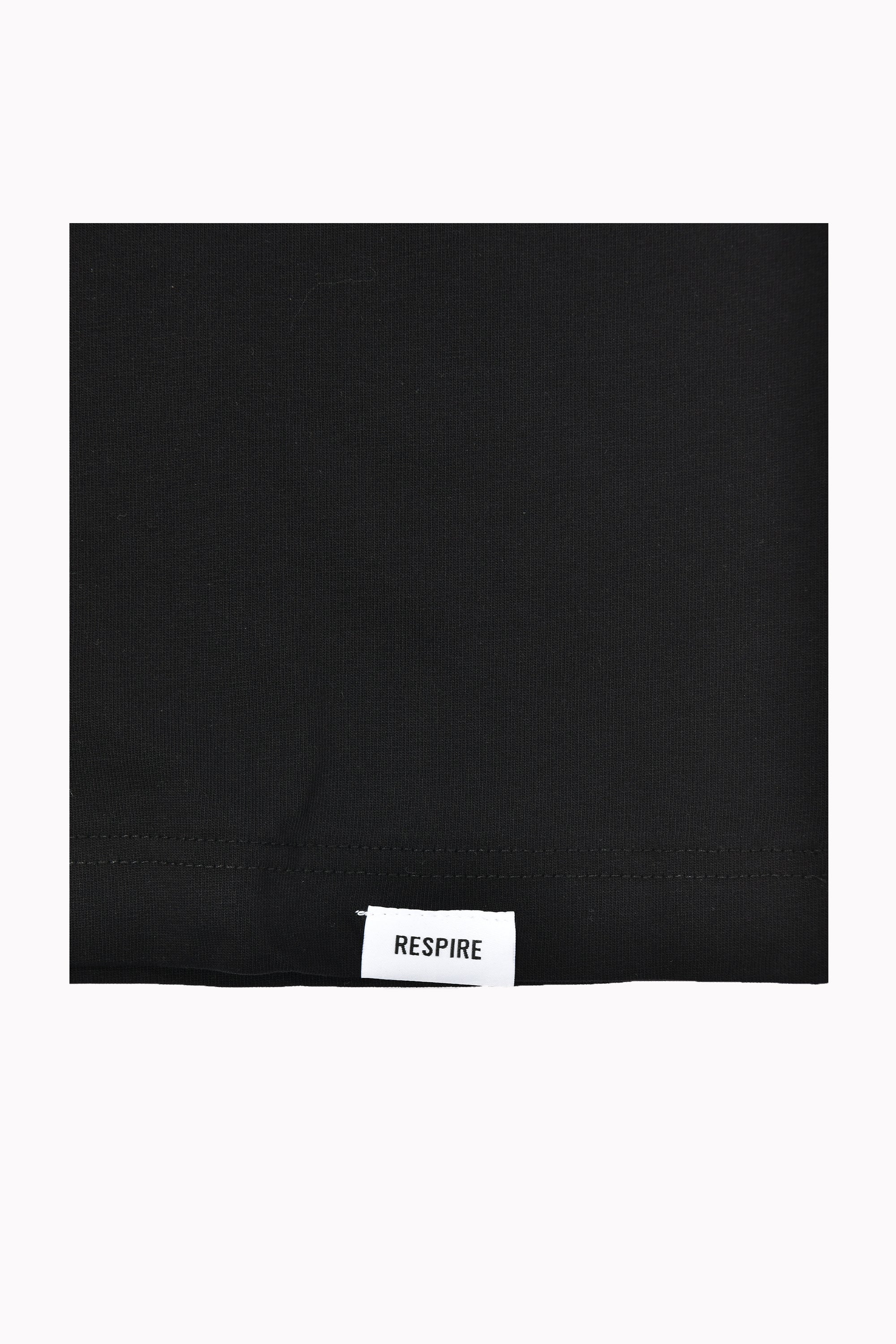 Men Black Vibrant Graphic T-Shirt by WECRE8