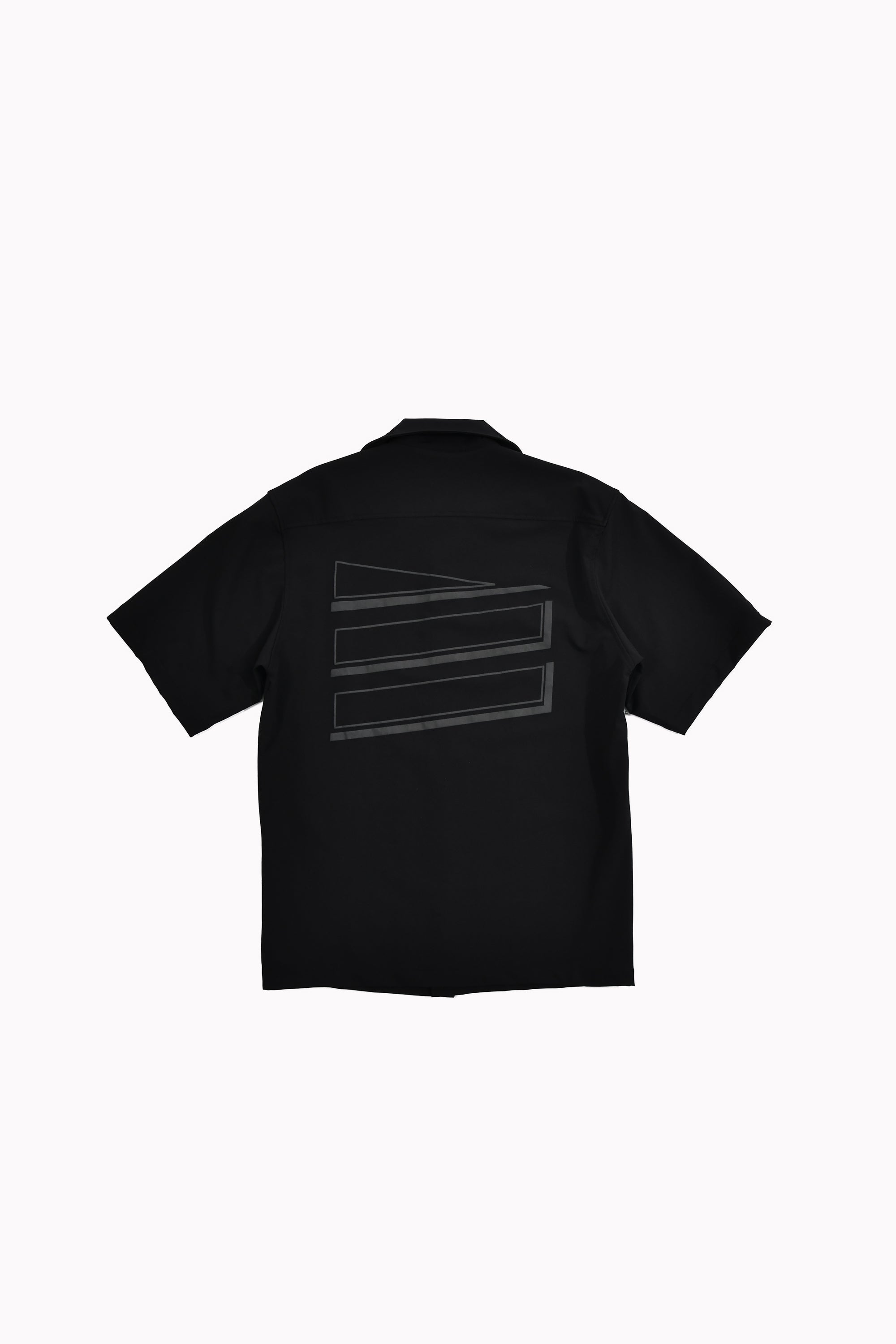 قميص هندسي أسود من Ordinary Clothes