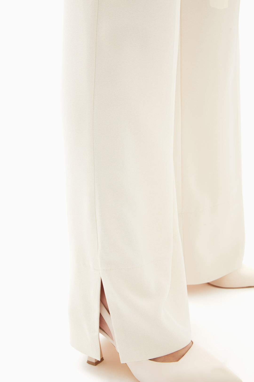 Off-White Plain Trousers By WECRE8