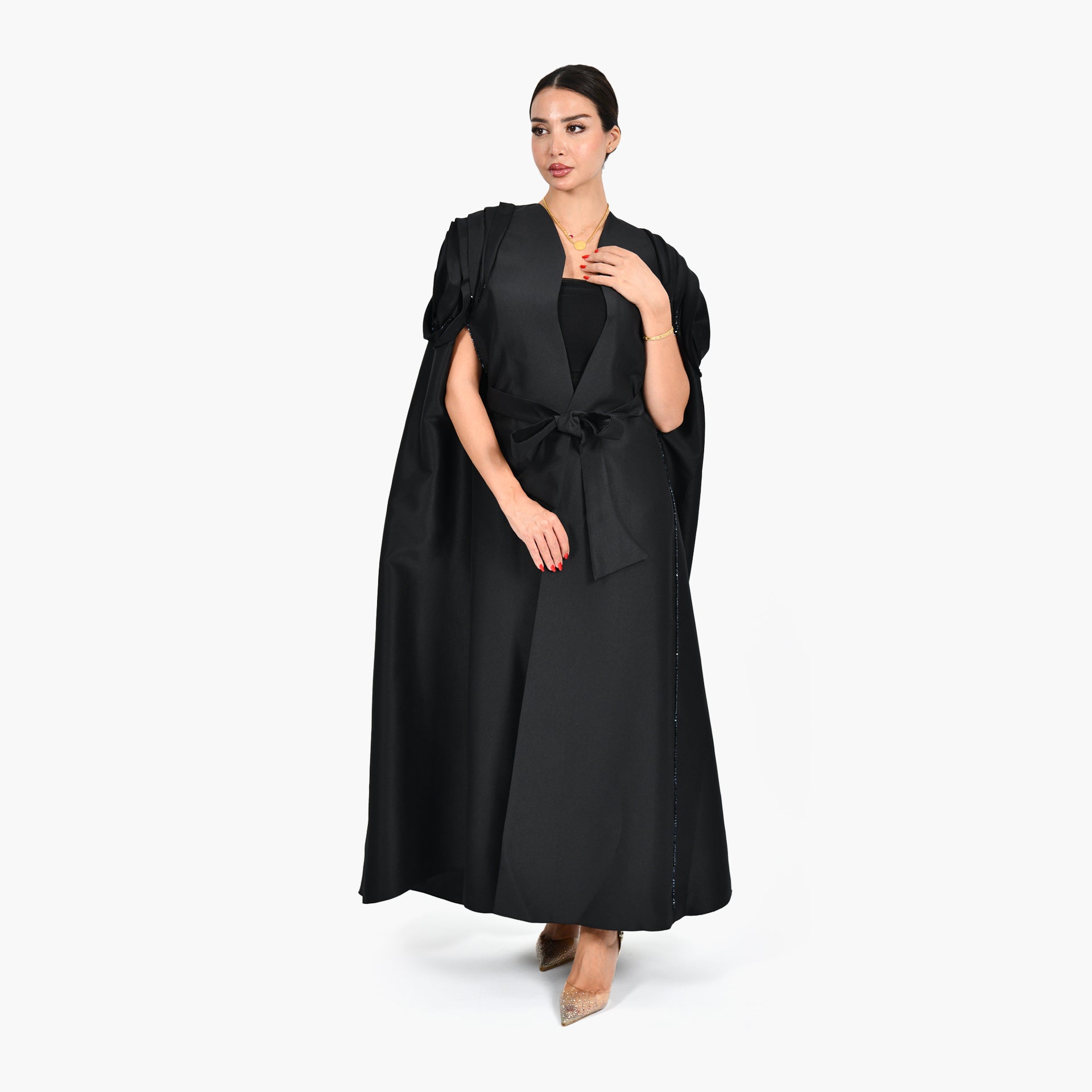 Black Bisht Abaya with Black Tarha by Shmokh Abaya - WECRE8