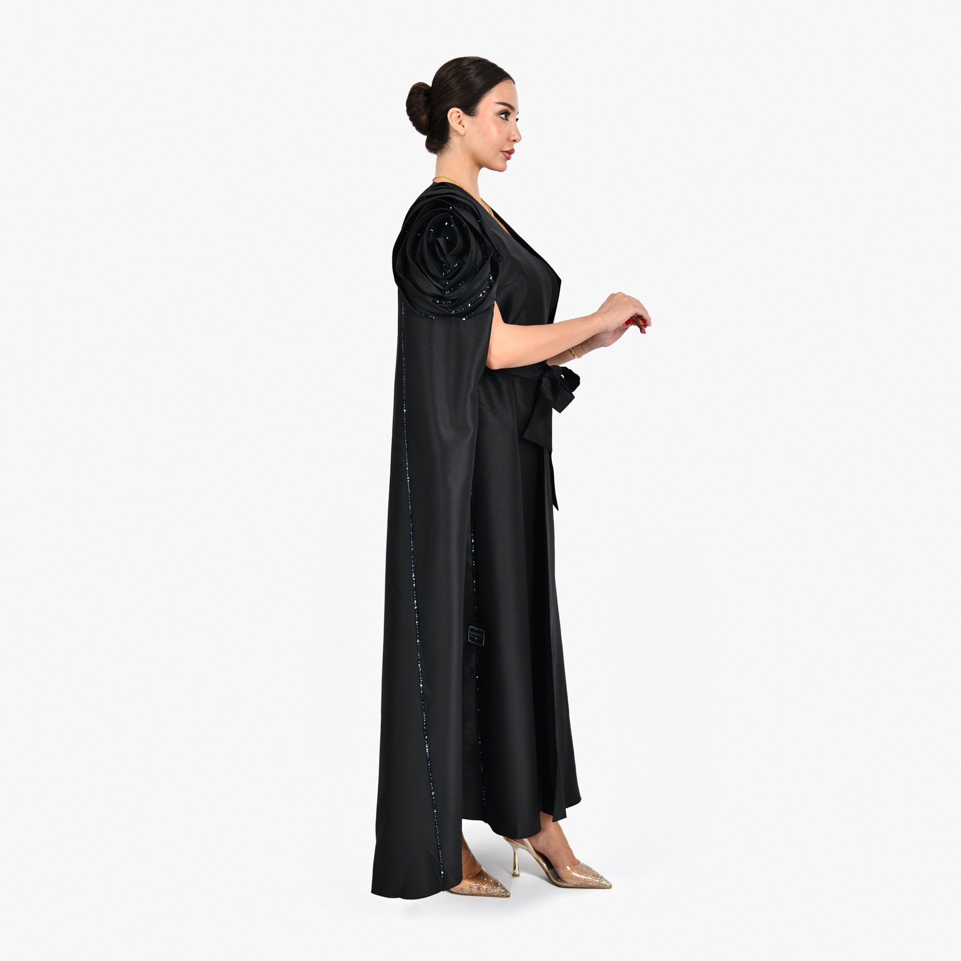 Black Bisht Abaya with Black Tarha by Shmokh Abaya - WECRE8