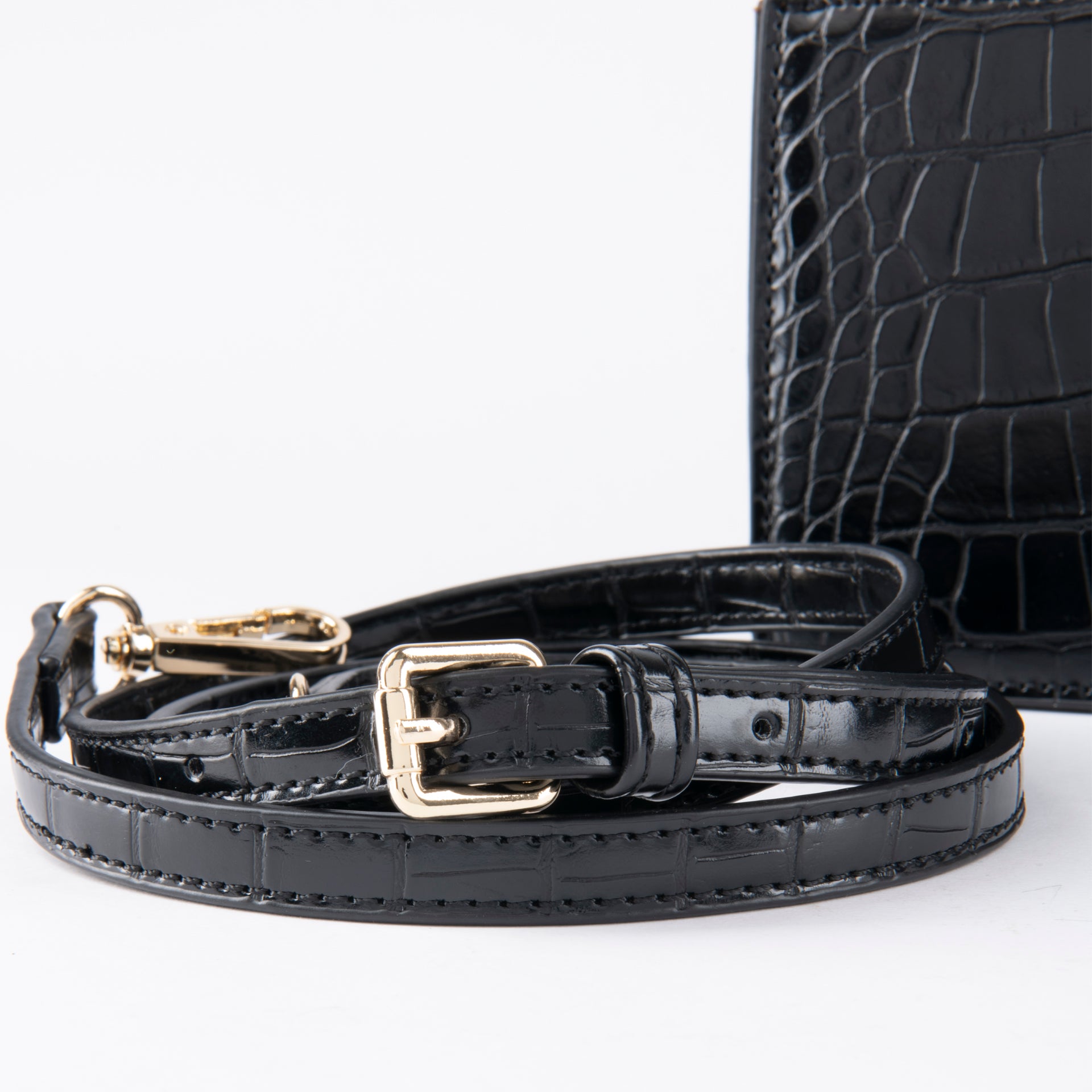 Black Leather Shoulder Bag With Leather Strap From Vogue By S - WECRE8