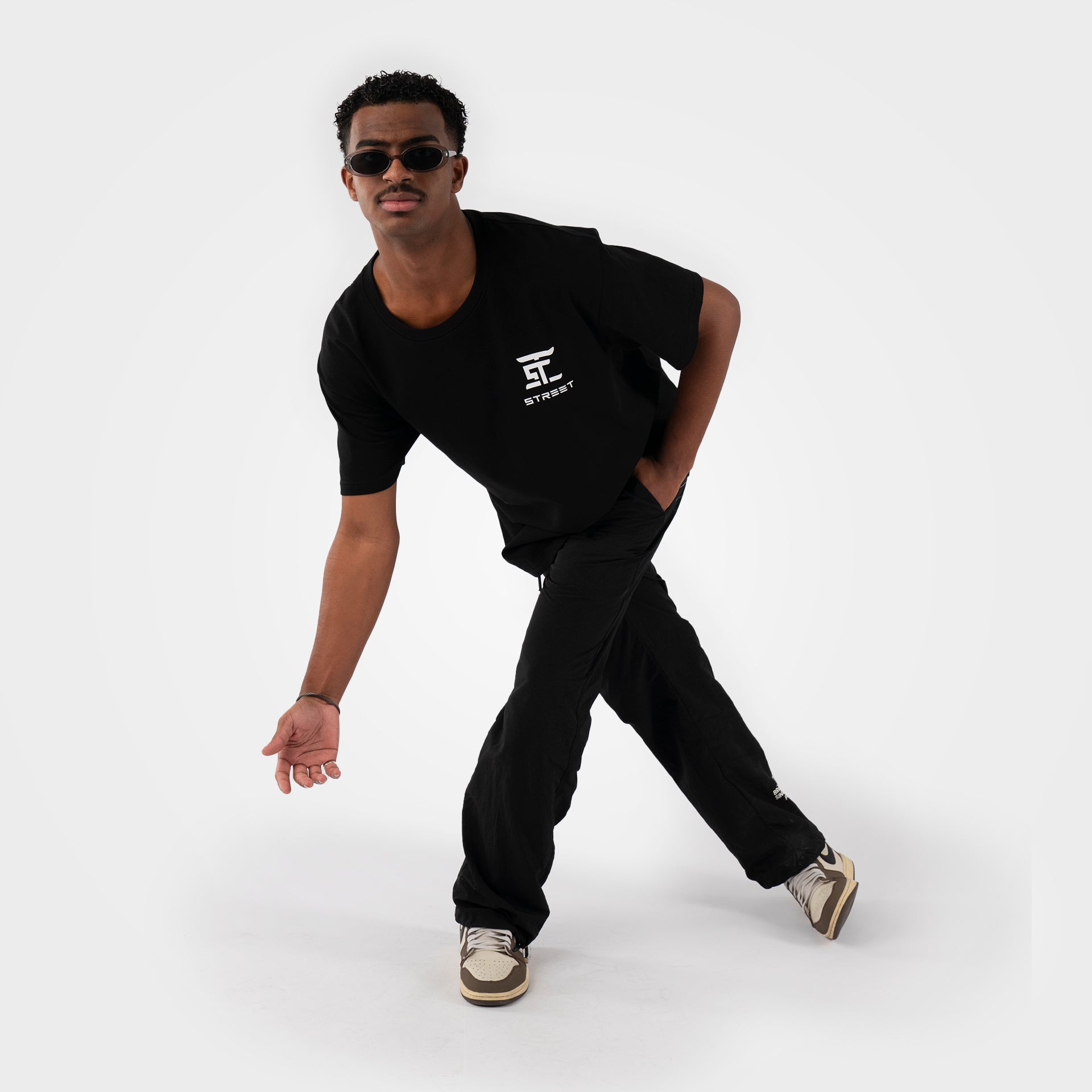Black Libra T-shirt From Street KSA - WECRE8