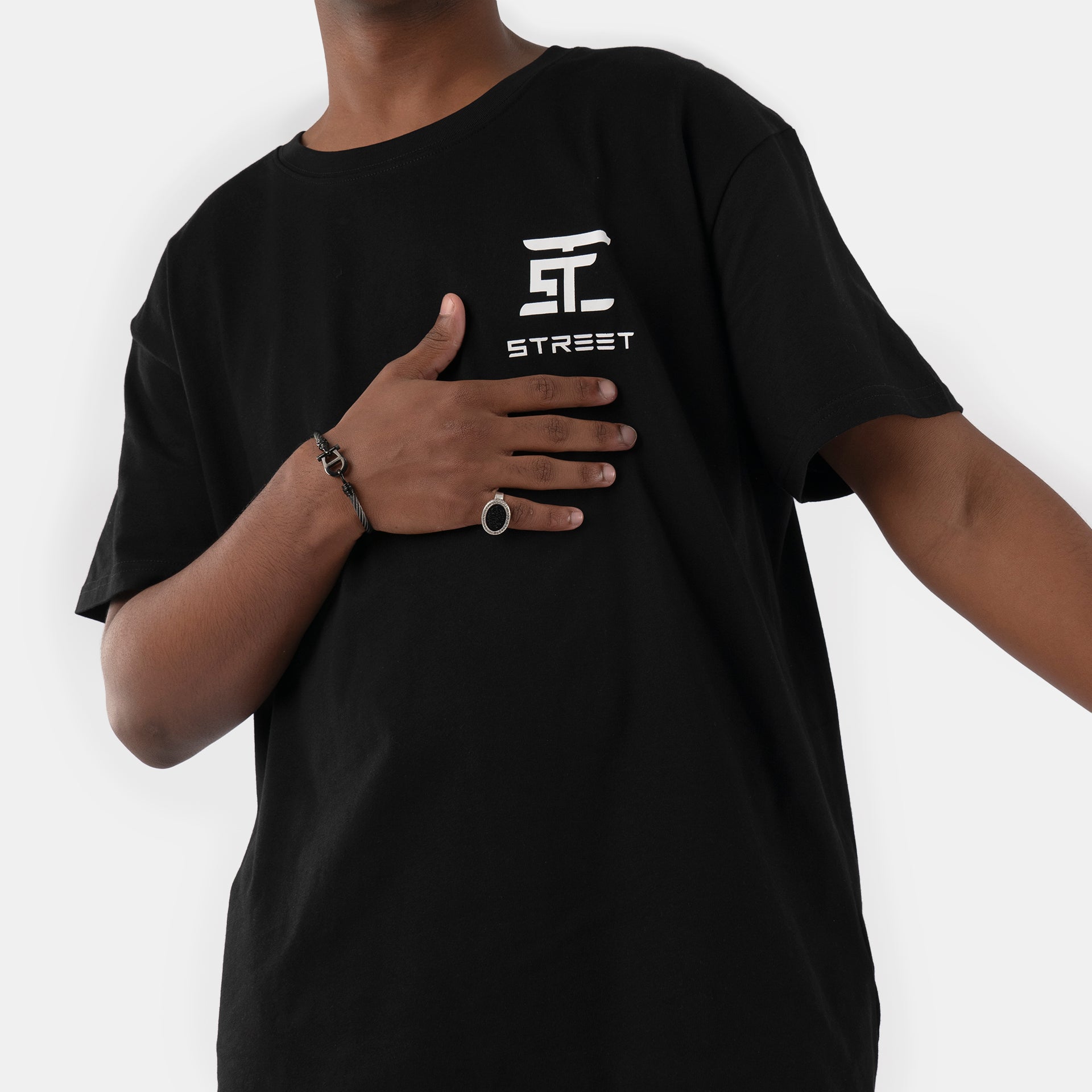 Black Libra T-shirt From Street KSA - WECRE8