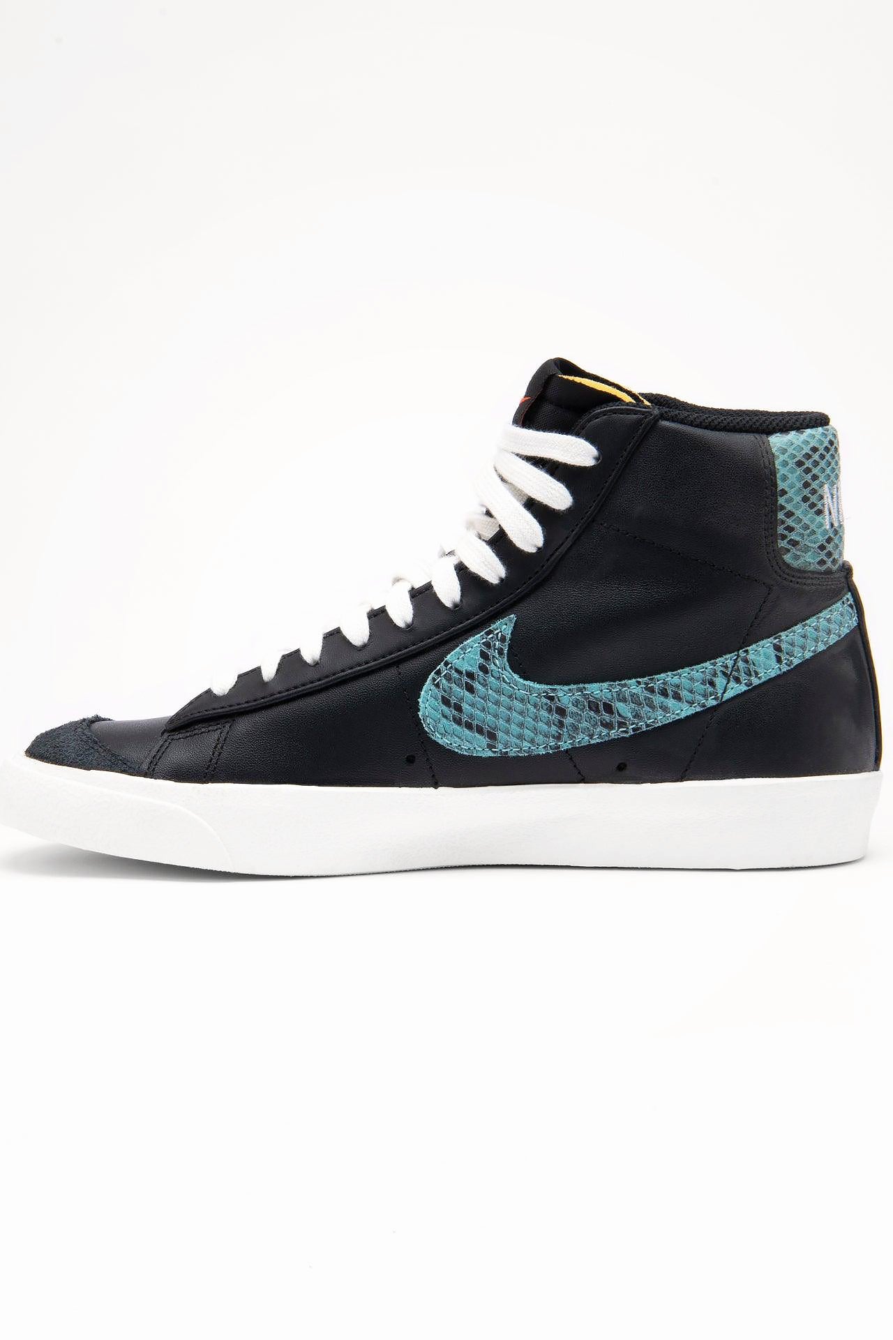 Blazer Mid '77 Vintage WE Reptile Sneakers From Nike