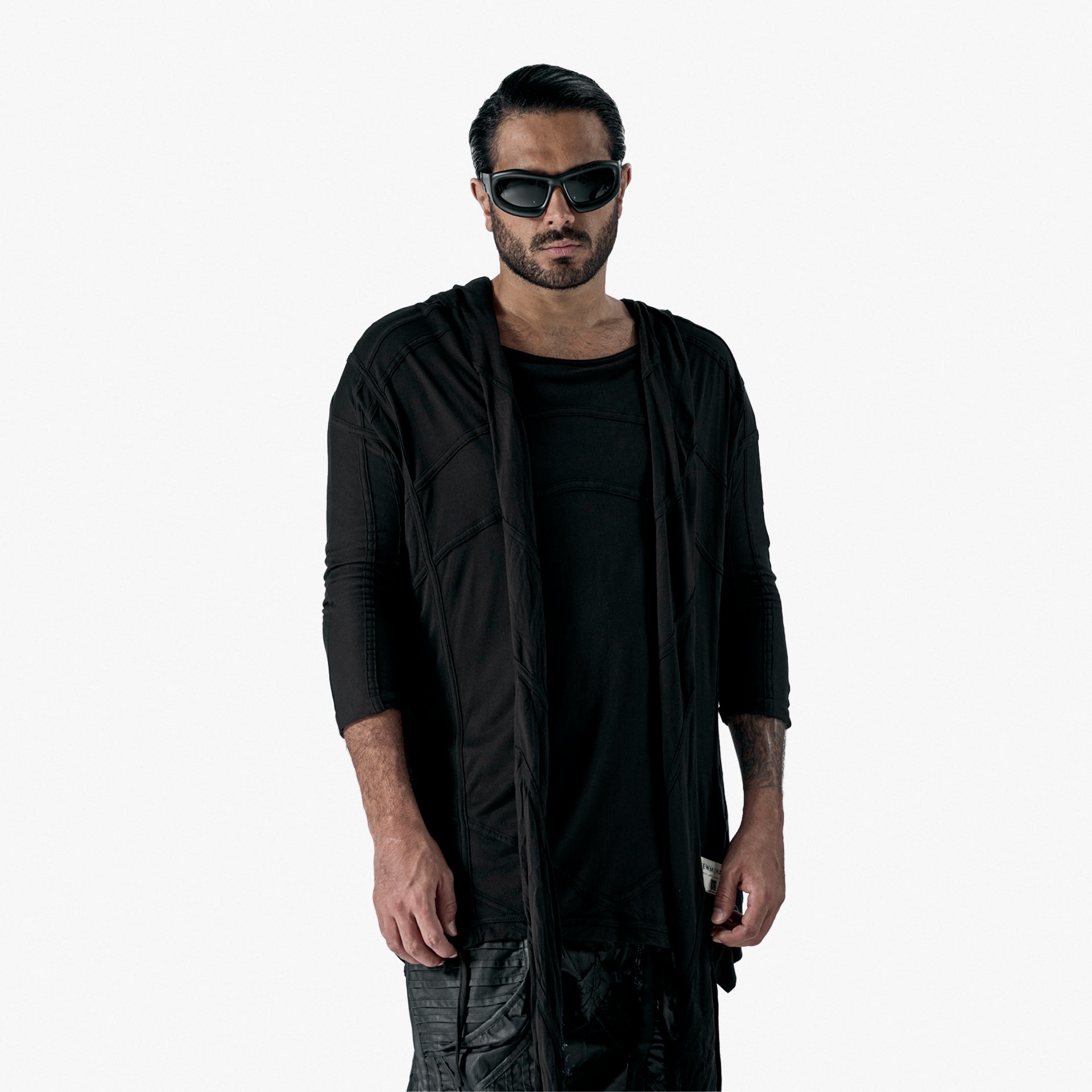 Dune Unisex Black Three-Quarter Deconstructed Top by Newminatis - WECRE8