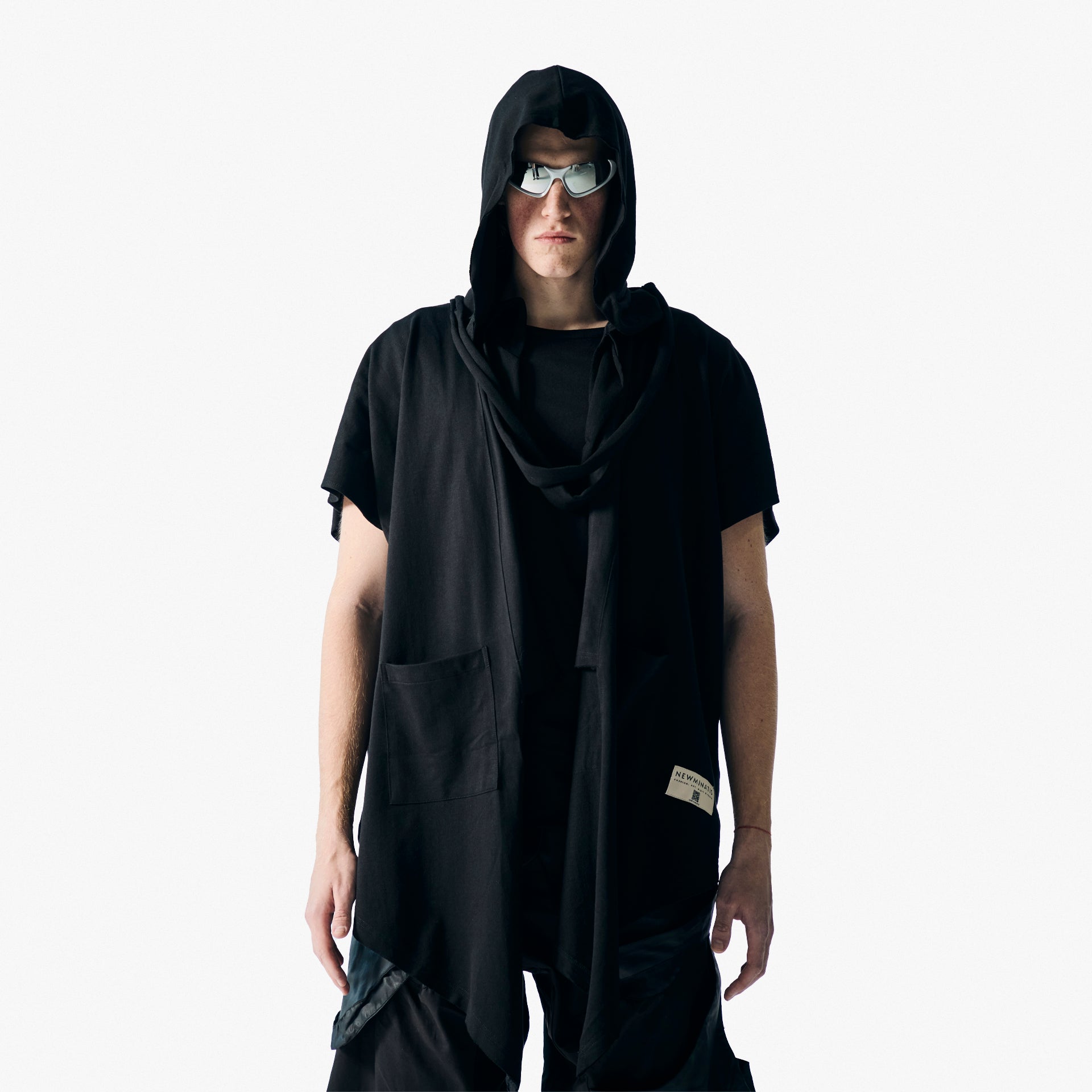 Gaya Men's Black Asymmetrical Short-Sleeve Hooded Kimono by Newminatis - WECRE8