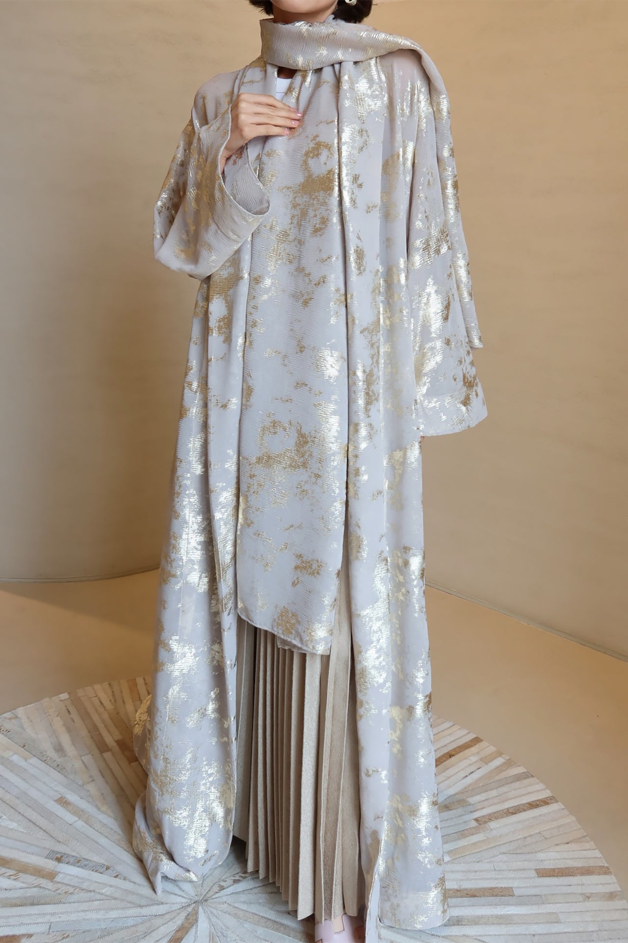 Gray Goldbeaten Silk Abaya by F.Lounge