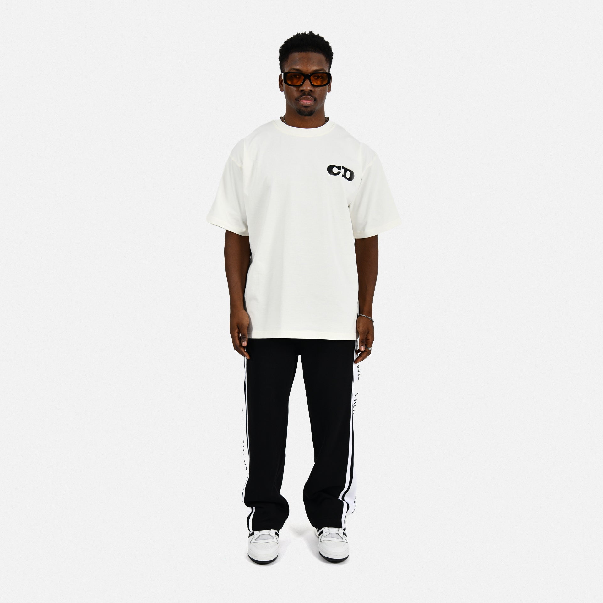 Off White T-shirt From Crowd - WECRE8