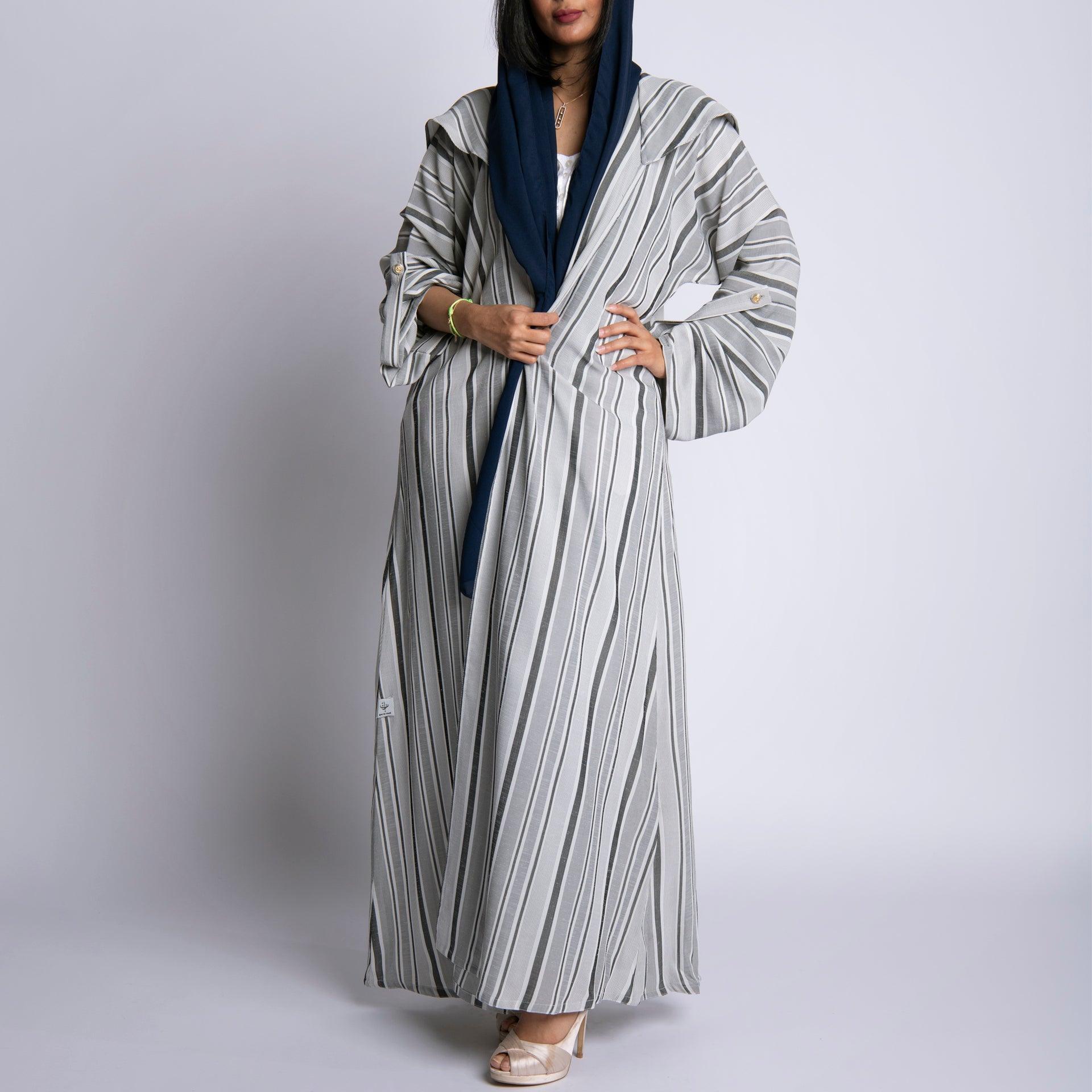 Silver Abaya With Gray Stripes By Erth - WECRE8