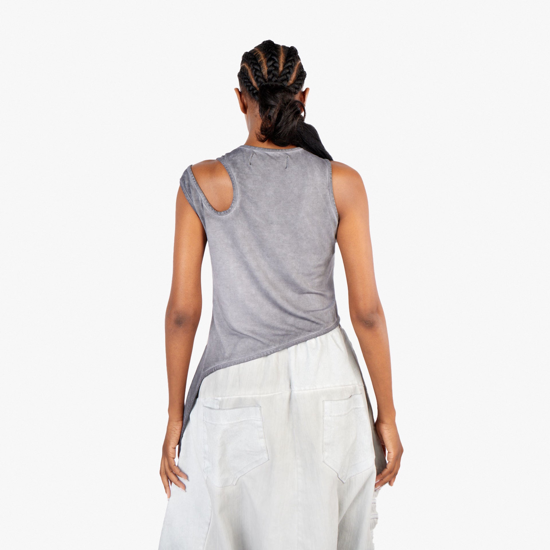 Siniter Women's Grey Deconstructed Cropped Tank Top by Newminatis - WECRE8