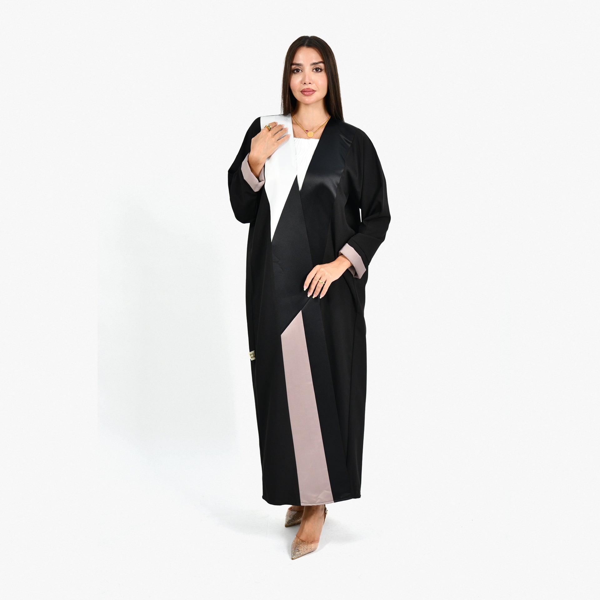 Sute Black Abaya From Darzah - WECRE8