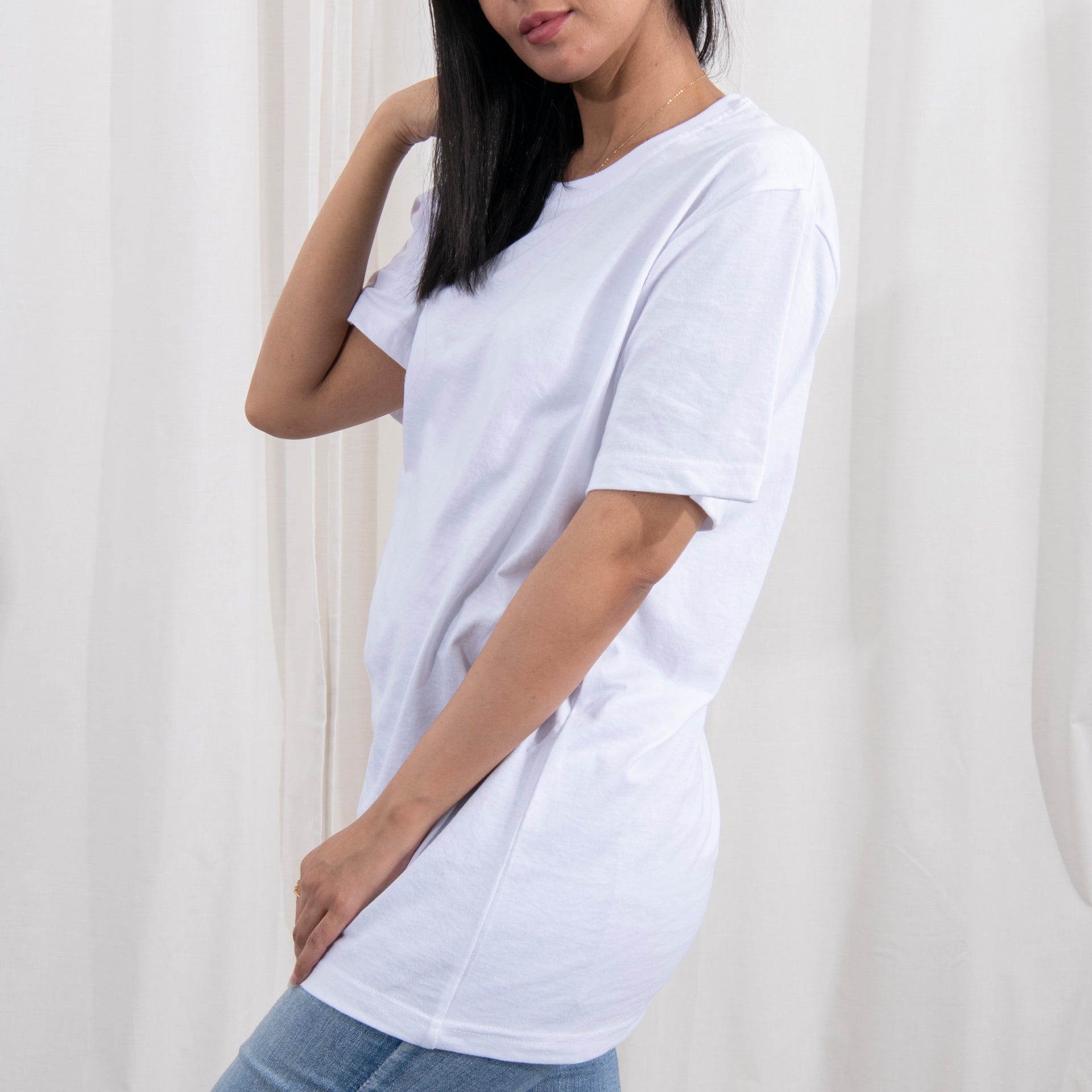 White T-shirt Human Being From R07 - WECRE8